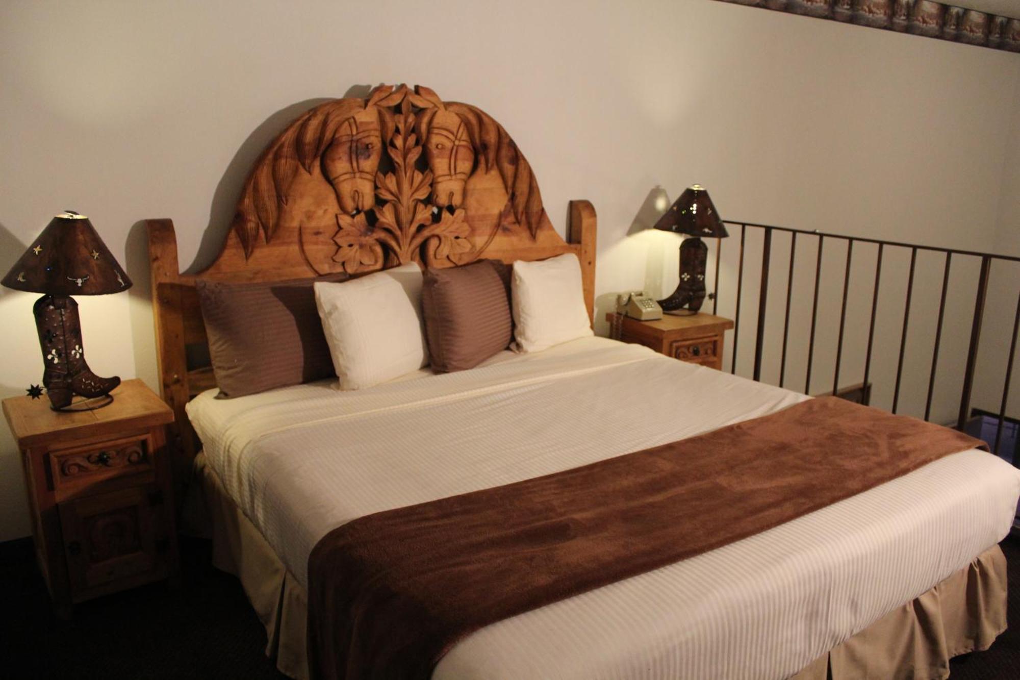 Dodge House Hotel ด็อดจ์ซิตี้ ภายนอก รูปภาพ